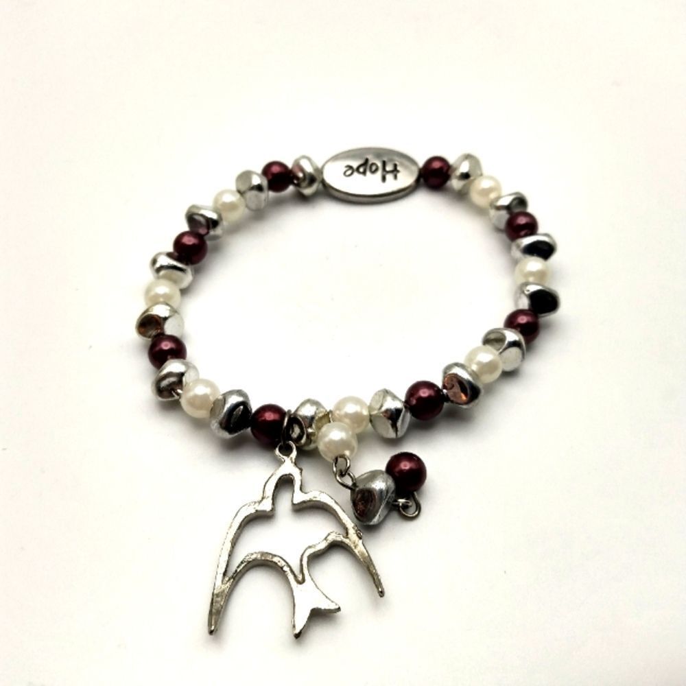 Silver dove‎ beaded bracelet